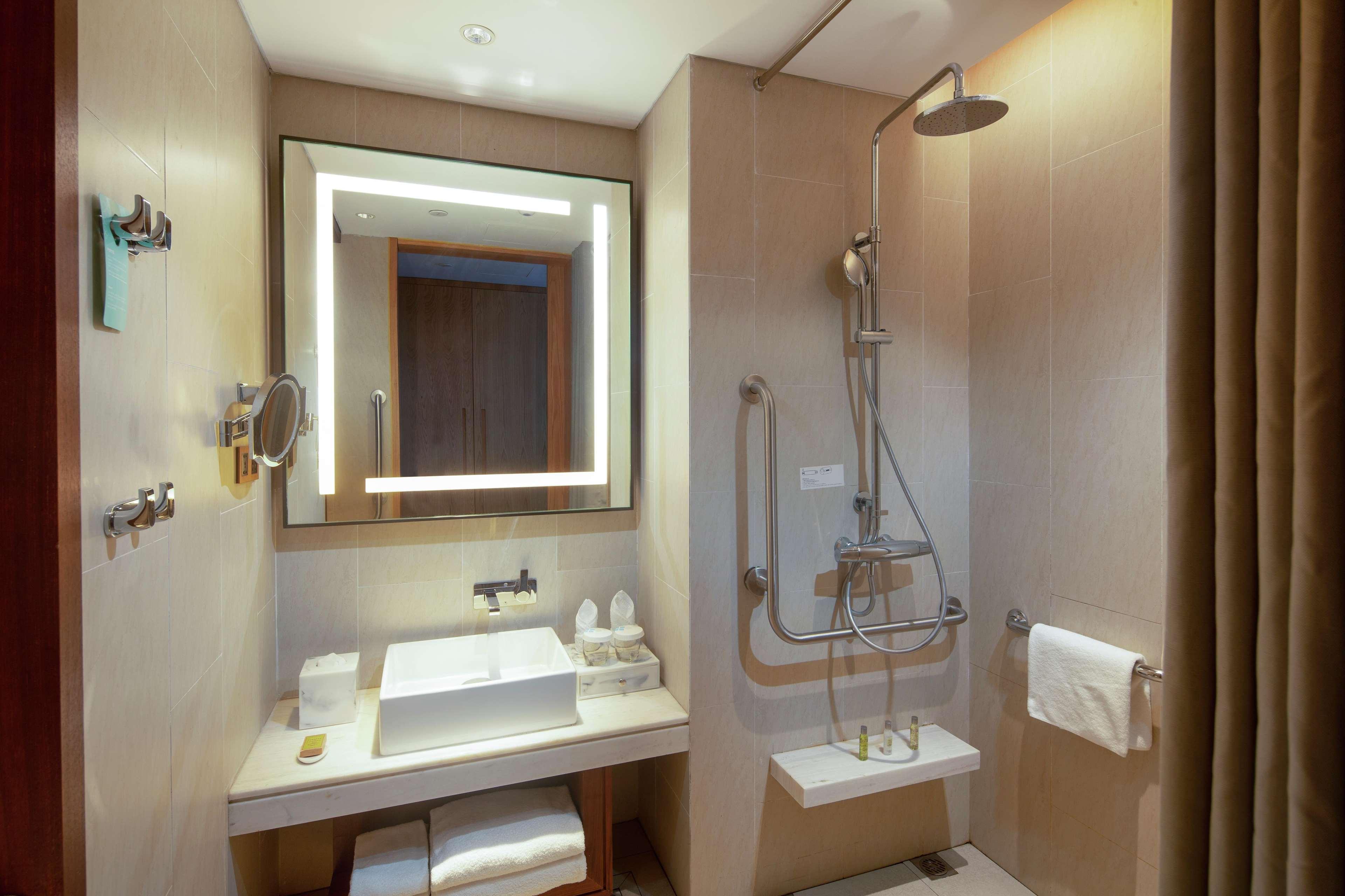 Hilton Garden Inn Zhuhai Hengqin Buitenkant foto